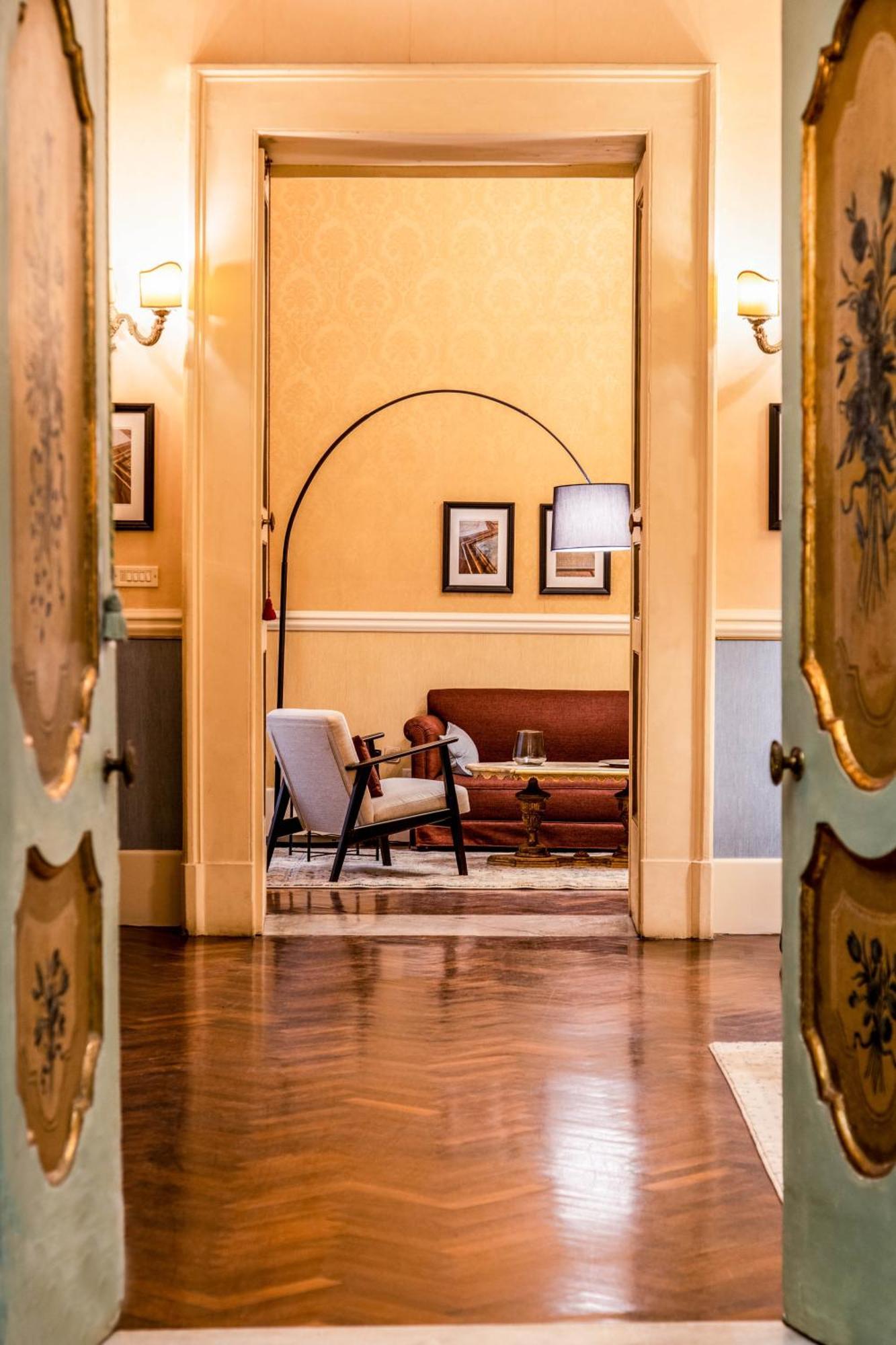 Arthouse Lady Marys Tribunali Luxury Suite Neapol Exteriér fotografie