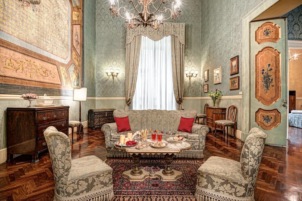 Arthouse Lady Marys Tribunali Luxury Suite Neapol Exteriér fotografie