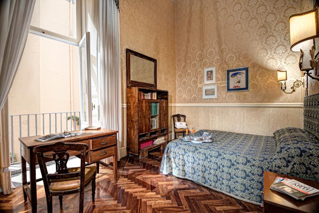 Arthouse Lady Marys Tribunali Luxury Suite Neapol Exteriér fotografie